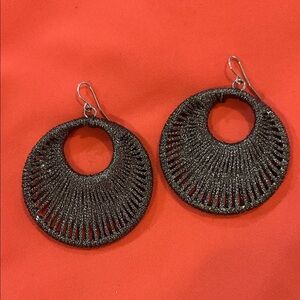 Beautiful String Earrings Sparkling Gray/Black Material REALLY Pretty